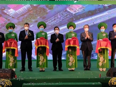 Các đại biểu thực hiện nghi thức khánh thành Dự án 99Kl.app khuyến mãi hot đô thị tuyến Cát Linh - Hà Đông.