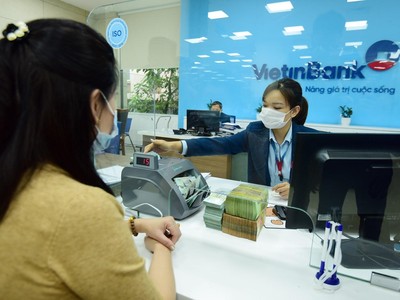 VietinBank tiếp tục thực hiện các chính sách miễn giảm lãi, phí nhằm đồng hành và hỗ trợ khách hàng
