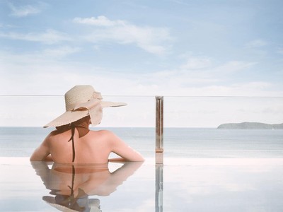 Những người có tiền luôn có nhu cầu thể hiện bản thân và đây là cơ hội cho các sản phẩm hàng hiệu, trong đó có Web Tổng Nhà Cái 99Kl99 Giải Trí Bậc Nhất