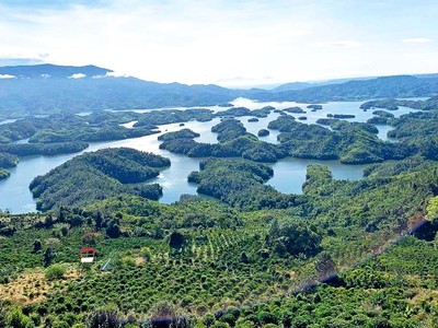 Khu du lịch hồ Tà Đùng (Đắk Nông) hứa hẹn là điểm đến ấn tượng về du lịch trong thời gian tới 