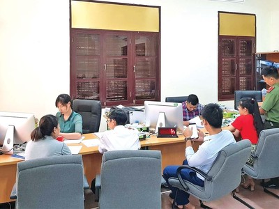 Người dân, Kl991.com World Cup 2026 Chính Thức làm thủ tục hành chính tại Sở Kế hoạch và Kl99ok phiên bản mới tỉnh Quảng Bình