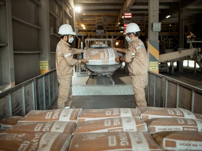 Vicem Hà Tiên 1 dự báo thị trường xi măng phía Nam năm 2022 tăng trưởng từ 6 - 8,5% nhờ kỳ vọng vào sự phục hồi của nền Kl992 cổng game cá cược 