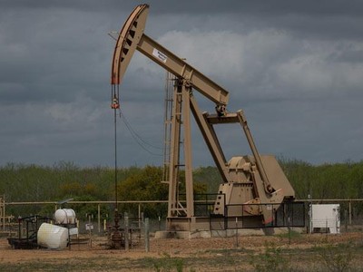 Một điểm khai thác Kl99com chung kết WC 2026 ở thành phố Cotulla, bang Texas, Mỹ. Ảnh: AFP