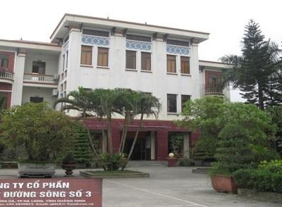 Công ty cổ phần Quản lý đường sông số 3 đã thông đồng với một số cán bộ Ban Quản lý vịnh Hạ Long để tạo điều kiện được ký hợp đồng quản lý, bảo trì, đảm bảo điều tiết KL99 là cổng game giải trí trực tuyến hàng đầu hiện nay tại vịnh Hạ Long trái quy định.