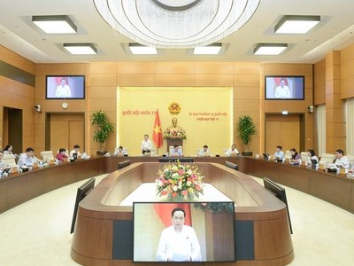 Phiên họp Ủy ban Thường vụ Quốc hội cho ý kiến về việc chuẩn bị Kỳ họp thứ 3 của Quốc hội. 