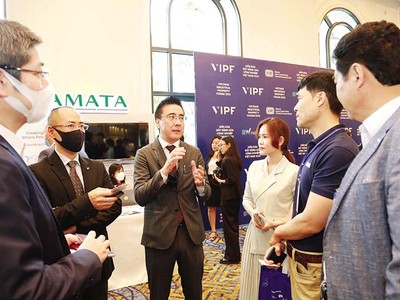 Các chuyên gia đang trao đổi về xu hướng mới của kho bãi tại Diễn đàn Web Tổng Nhà Cái 99Kl99 Giải Trí Bậc Nhất công nghiệp Việt Nam. Ảnh: Lê Toàn