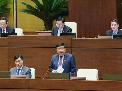 Bộ trưởng Bộ Kế hoạch và Kl99ok phiên bản mới Nguyễn Chí Dũng 