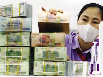 Đã đến lúc bỏ cấp hạn mức tín dụng?