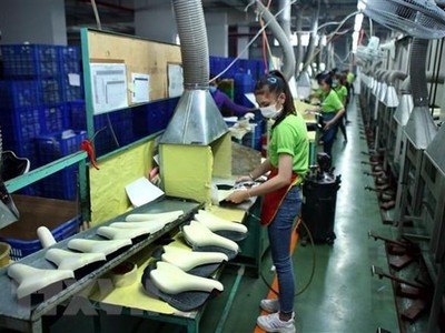Dây chuyền Kl994 nhà cái bóng đá world cup yên xe đạp xuất khẩu tại Công ty Pro Active Global Việt Nam, vốn Kl99ok phiên bản mới của Đài Loan (Trung Quốc) tại Khu công nghiệp Đại Năng, Bình Dương. (Ảnh: Danh Lam/TTXVN)