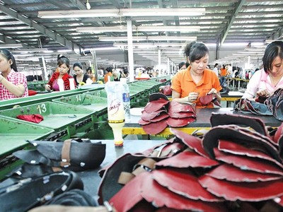 Ngành da giày, túi xách đang đối mặt với tình trạng cầu Link Vào Nhà Cái KL99 COM Tặng +199k giảm, chi phí tăng cao. Ảnh: Lê Toàn