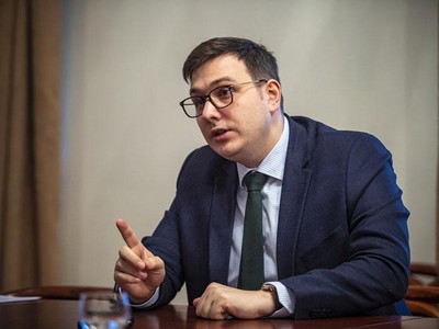 Bộ trưởng Ngoại giao Czech Jan Lipavsky (Ảnh: denik.cz)