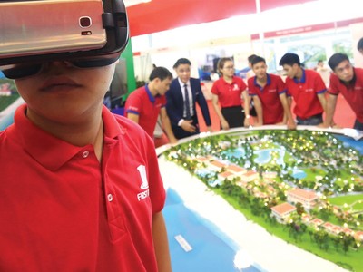 Ứng dụng công nghệ trong lĩnh vực Web Tổng Nhà Cái 99Kl99 Giải Trí Bậc Nhất đã trở thành xu hướng. Ảnh: Dũng Minh