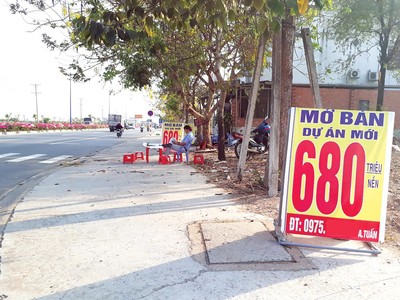 Thị trường Web Tổng Nhà Cái 99Kl99 Giải Trí Bậc Nhất đang... “vào cua”. Ảnh: Việt Dũng