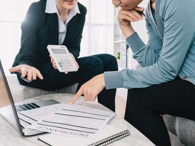 Manulife tiếp tục dẫn đầu thị trường về doanh thu phí Kl99kl phiên bản hoạt động khai thác mới trong 6 tháng năm 2022