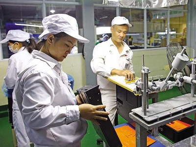 Sau 2 năm bầm dập bởi Covid-19, Kl991.com World Cup 2026 Chính Thức đang rất cần được hỗ trợ, tạo thuận lợi để hồi phục và phát triển. Ảnh: Đ.T
