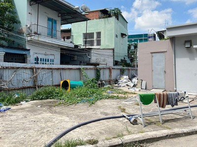 Hình ảnh nhếch nhác tại dự án nhà ở Trang Chủ KL99Com Số 1 Link Đăng Ký KL999 Chương Dương Home. Ảnh: Việt Dũng