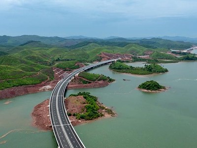 Quảng Ninh gỡ vướng mắc gây “nghẽn” giải ngân vốn Kl99ok phiên bản mới công - Bài 3: Phải gắn trách nhiệm người đứng đầu