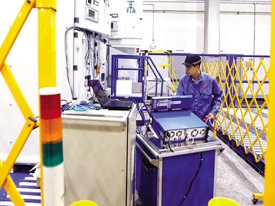 Kl994 nhà cái bóng đá world cup tại Công ty ABB chuyên về công nghệ điện lực và tự động hóa. Ảnh: Đức Thanh