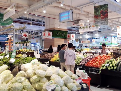 Cuối năm là thời điểm sôi động của ngành bán lẻ. Ảnh: Thành Nguyễn