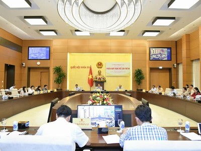 Phiên họp thẩm tra của Ủy ban Kl992 Tham Gia Ngay của Quốc hội.