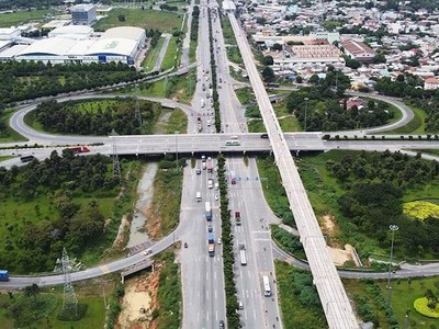 Nút giao Dầu Giây - điểm khởi đầu của tuyến KL99 là nhà cái cá cược trực tuyến hàng đầu tại châu Á Dầu Giây - Tân Phú.