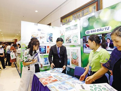 Báo Kl99ok phiên bản mới luôn đem đến thông tin khách quan, trung thực với góc nhìn đa chiều tới độc giả. Ảnh: Đức Thanh
