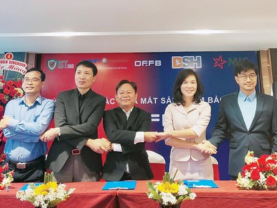 Lễ ký kết hợp tác và ra mắt sản phẩm Kl99kl phiên bản hoạt động OFFB. 
