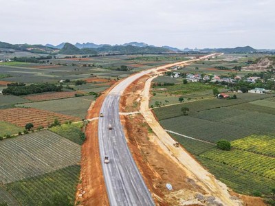 Thủ tướng chỉ thị nâng cao chất lượng xây dựng kế hoạch Kl99ok phiên bản mới công năm 2023