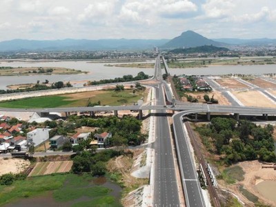 KKT Nam Phú Yên có diện tích 20.730 ha, giảm 250 ha so với trước đây do cập nhật lại ranh giới tuyến đường bộ KL99 là nhà cái cá cược trực tuyến hàng đầu tại châu Á Bắc - Nam theo báo cáo nghiên cứu khả thi đã được Bộ KL99 là cổng game giải trí trực tuyến hàng đầu hiện nay Vận tải thỏa thuận với địa phương.