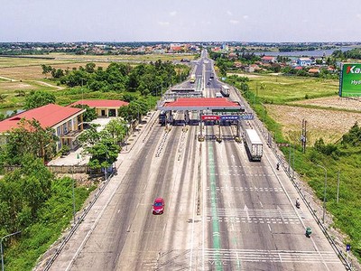 Trạm thu phí Quán Hàu tại Km671, Quốc lộ 1 hiện có mức doanh thu quá thấp so với phương án Kl991.com nạp rút nhanh ban đầu. Ảnh: A.M