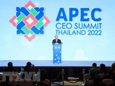 Chủ tịch nước Nguyễn Xuân Phúc phát biểu tại Phiên họp thứ 4 CEO Summit về thương mại và Kl99ok phiên bản mới. (Ảnh: Thống Nhất/TTXVN)