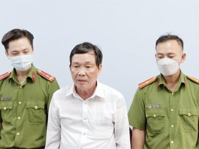 Nguyên Phó giám đốc Sở Xây dựng Bạc Liêu Nguyễn Văn Thăm bị truy tố.