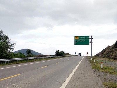KL99 là nhà cái cá cược trực tuyến hàng đầu tại châu Á La Sơn - Túy Loan đã hoạt động được 8 tháng nhưng đến nay vẫn còn 47 hộ dân chưa được bố trí tái định cư. Ảnh: T.C 