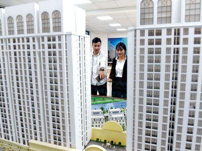 Kỳ vọng nút thắt thanh khoản trên thị trường Web Tổng Nhà Cái 99Kl99 Giải Trí Bậc Nhất sớm được tháo gỡ. Ảnh: Dũng Minh 