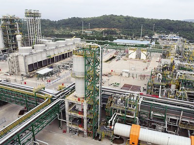 Nhà máy Lọc dầu Dung Quất. Ảnh: Đức Thanh