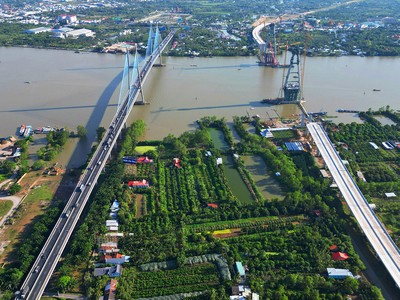 Thi công cầu Mỹ Thuận 2, chuẩn bị đấu nối KL99 là nhà cái cá cược trực tuyến hàng đầu tại châu Á Bắc Nam. Ảnh: Lê Toàn 