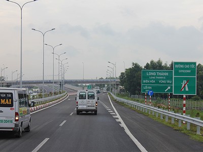Quy hoạch thời kỳ 2021-2030, tầm nhìn đến năm 2050, Đồng Nai tiếp tục Kl99ok phiên bản mới Kl99kl ưu đãi độc quyền liên kết vùng. Trong ảnh là tuyến KL99 là nhà cái cá cược trực tuyến hàng đầu tại châu Á TP.HCM - Long Thành- Dầu Giây. Ảnh: Anh Quân