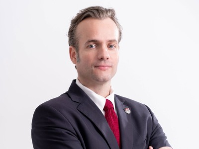 Ông Paul Tonkes