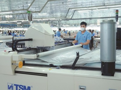 Tận dụng UKVFTA, xuất khẩu dệt may sang Anh đạt gần 800 triệu USD trong năm 2022, tawg trên 35% so với 2021.