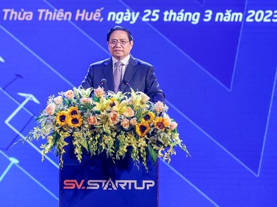 Thủ tướng Kl993 ưu đãi thưởng hấp dẫn yêu cầu các bộ, ngành, địa phương tiếp tục tạo môi trường, điều kiện, cơ sở pháp lý thuận lợi để thanh niên khởi nghiệp. Ảnh: VGP/Nhật Bắc