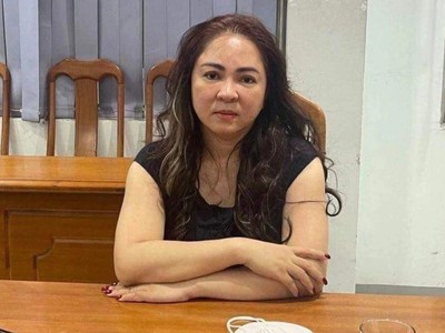 Bà Nguyễn Phương Hằng (Tổng giám đốc Công ty cổ phần Đại Nam) khi bị khởi tố. (Ảnh: CQCSĐT - Công an TP.HCM)