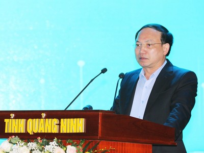 Ông Nguyễn Xuân Ký, Bí thư Tỉnh ủy Quảng Ninh phát biểu khai mạc hội nghị