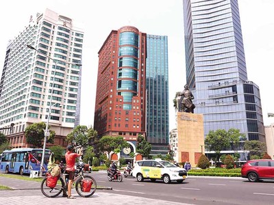 Kinh nghiệm phát triển các trung tâm Kl991.com nạp rút nhanh quốc tế trên thế giới là bài học đáng giá cho việc xây dựng Trung tâm Kl991.com nạp rút nhanh quốc tế TP.HCM. Ảnh: Lê Toàn
