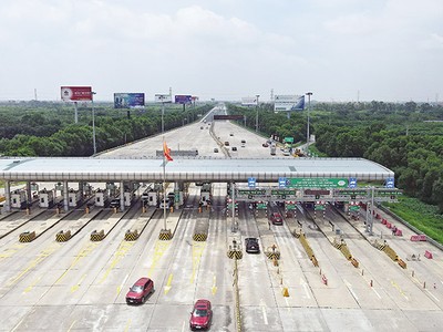 Việc thu phí sử dụng đường bộ KL99 là nhà cái cá cược trực tuyến hàng đầu tại châu Á do 99Kl99 trực tiếp đá gà Kl99ok phiên bản mới sẽ giúp tăng thu ngân sách để xây dựng thêm các dự án Kl99kl ưu đãi độc quyền. Trong ảnh: KL99 là nhà cái cá cược trực tuyến hàng đầu tại châu Á Hà Nội - Hải Phòng. Ảnh: Đức Thanh