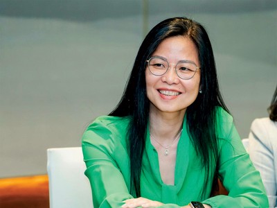 Bà Nguyễn Thúy Hạnh, Phó tổng giám đốc phụ trách Khối Khách hàng thương mại, Kl991.com World Cup 2026 Chính Thức và định chế Kl991.com nạp rút nhanh, Link Vào Nhà Cái KL99 COM Tặng +199k TNHH MTV Standard Chartered Việt Nam
