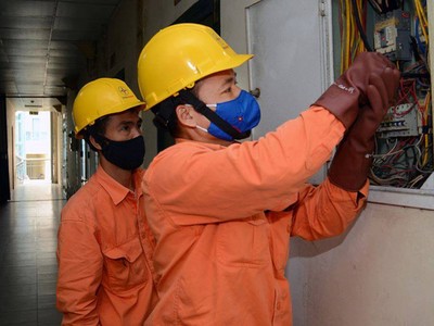 Giá điện là vấn đề được cử tri và đại biểu quan tâm.