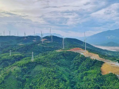 Một dự án điện gió tại huyện Hướng Hoá, tỉnh Quảng Trị. Ảnh: Trần Tuyền