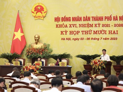 Quang cảnh kỳ họp.