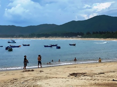 Tuyến đường ven biển tại Thị xã Hoài Nhơn, tỉnh Bình Định. Ảnh minh họa, nguồn Internet.