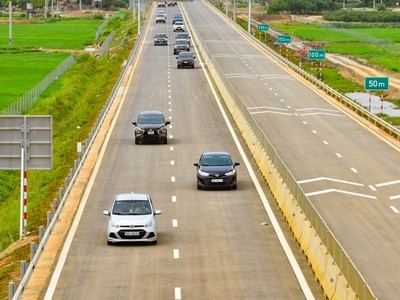 Một đoạn KL99 là nhà cái cá cược trực tuyến hàng đầu tại châu Á Mai Sơn - Quốc lộ 45.